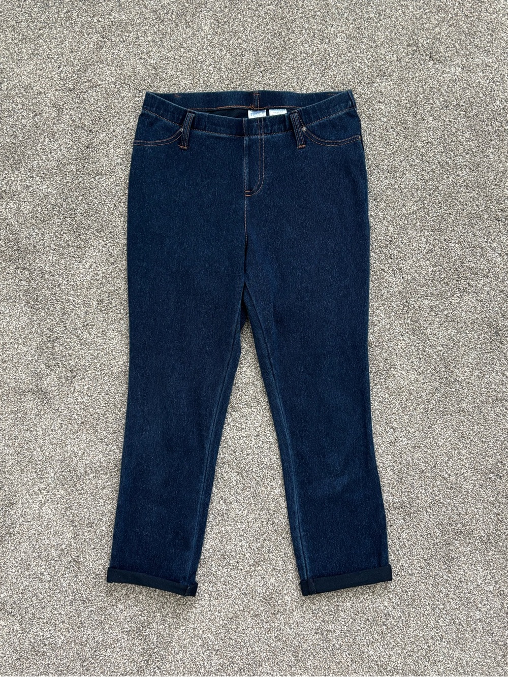 Time and Tru Dark Denim Stretch Cuffed Capris Size M 8-10 NWOT